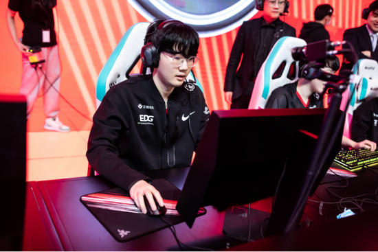 LPL赛季新奇事物贪吃蛇的精彩表现